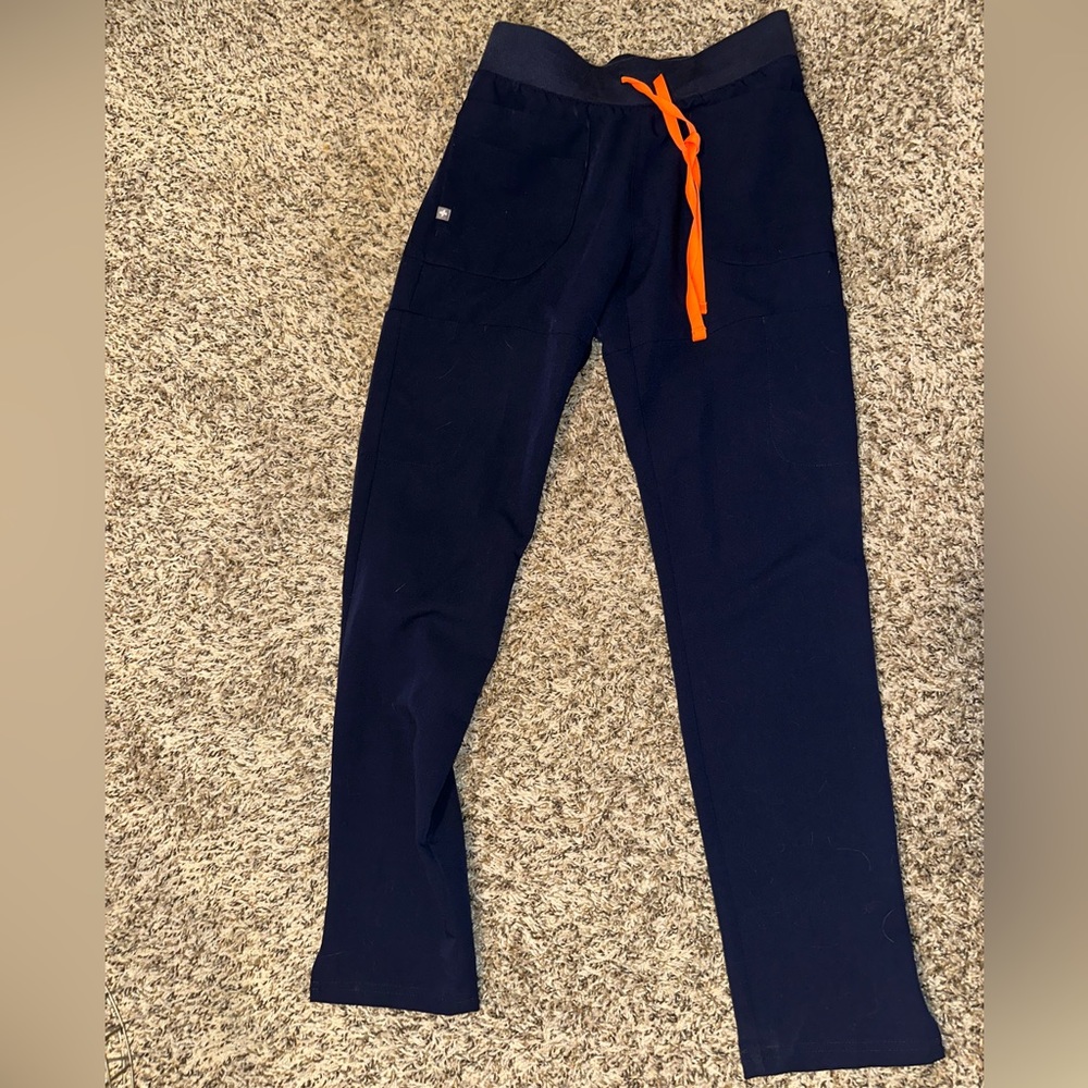 Figs Navy Nepal Skinny Scrub Pants
